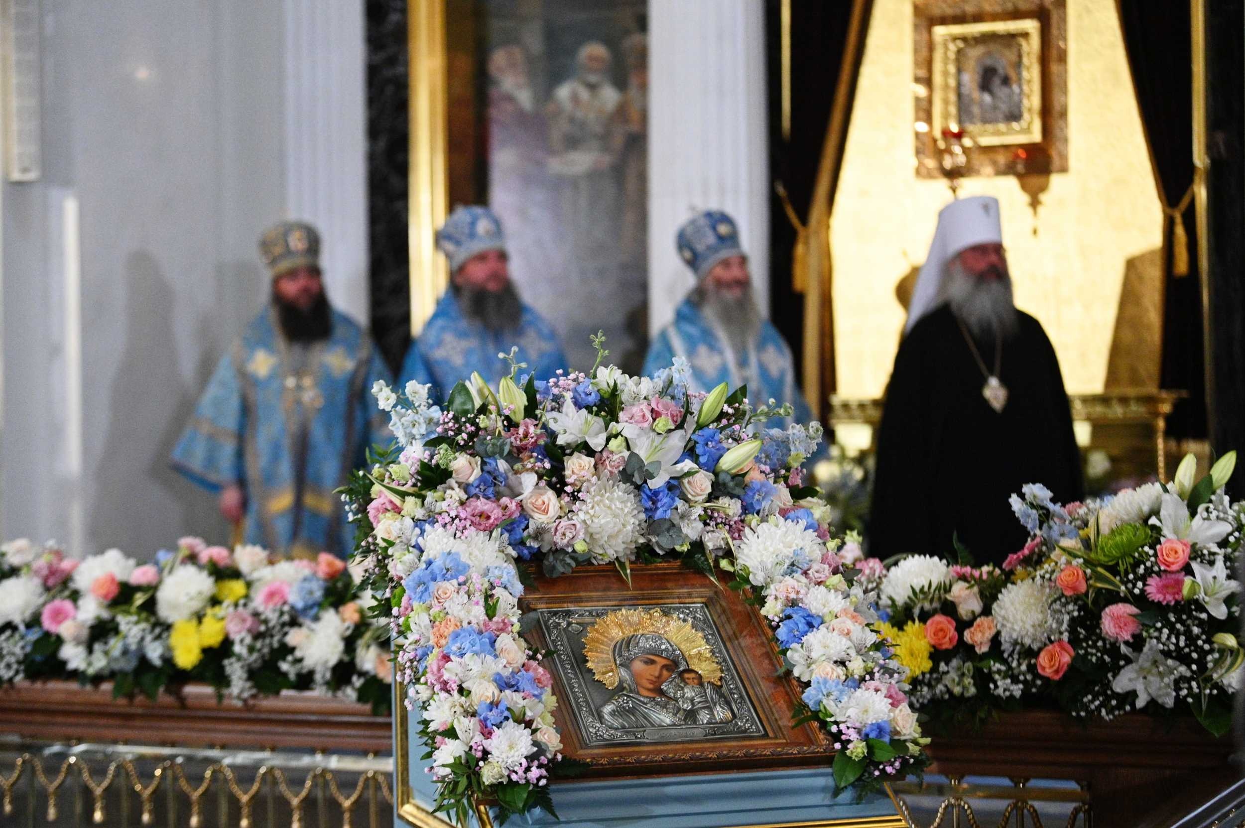 Явление пресвятой богородицы во граде казани. Освящение Казанского собора. Освящение храма иконы Божией матери в Казани.