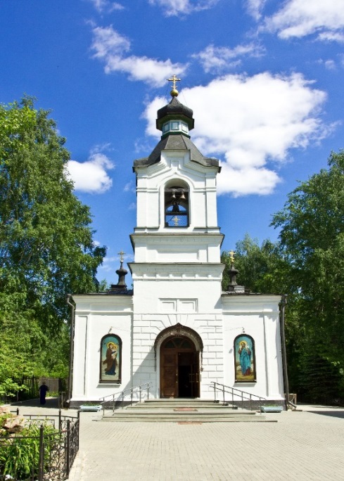 Храм во имя всех святых фото