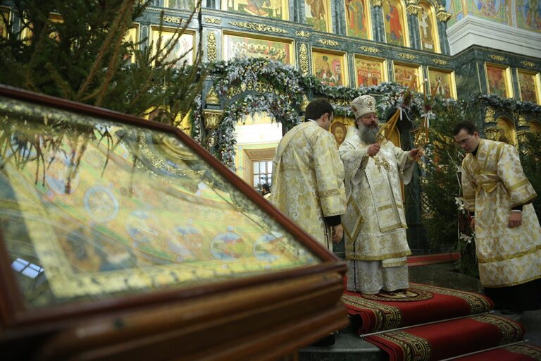 Архиерейская литургия состоялась в Свято-Троицком соборе Екатеринбурга