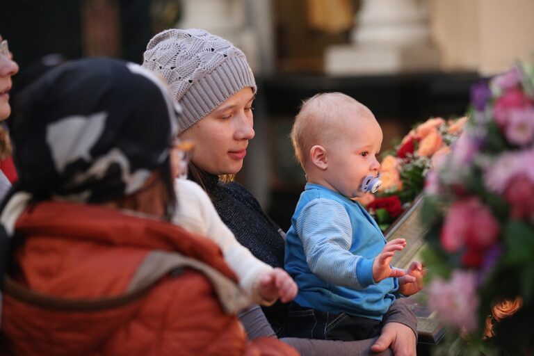 Митрополит Калужский и Боровский Климент возглавил Божественную литургию в Храме-на-крови