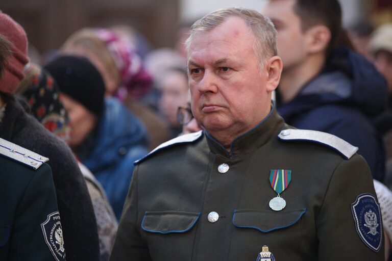 Митрополит Калужский и Боровский Климент возглавил Божественную литургию в Храме-на-крови