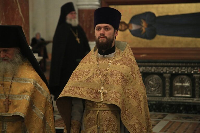 Митрополит Кирилл совершил Божественную литургию в Свято-Николаевском Верхотурском мужском монастыре