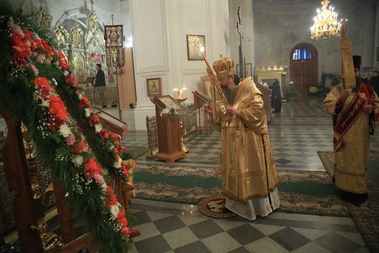 Митрополит Кирилл совершил Божественную литургию в Свято-Николаевском Верхотурском мужском монастыре