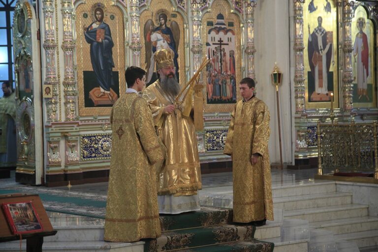 Митрополит Кирилл совершил Божественную литургию в Свято-Николаевском Верхотурском мужском монастыре