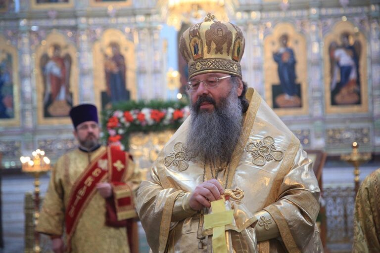Митрополит Кирилл совершил Божественную литургию в Свято-Николаевском Верхотурском мужском монастыре