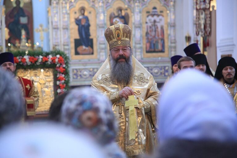 Митрополит Кирилл совершил Божественную литургию в Свято-Николаевском Верхотурском мужском монастыре