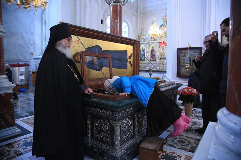 Митрополит Кирилл совершил Божественную литургию в Свято-Николаевском Верхотурском мужском монастыре