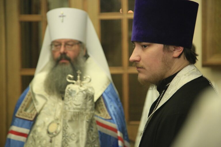 Митрополит Кирилл совершил Всенощное бдение в Иоанно-Предтеченском соборе