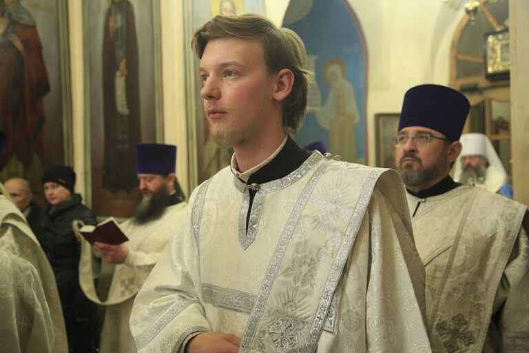 Митрополит Кирилл совершил Всенощное бдение в Иоанно-Предтеченском соборе