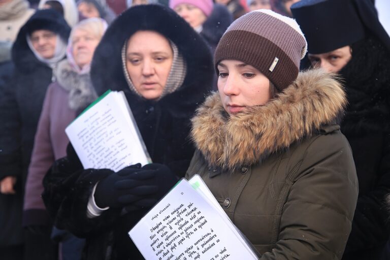 Митрополит Кирилл совершил Божественную литургию в Боголюбском женском монастыре