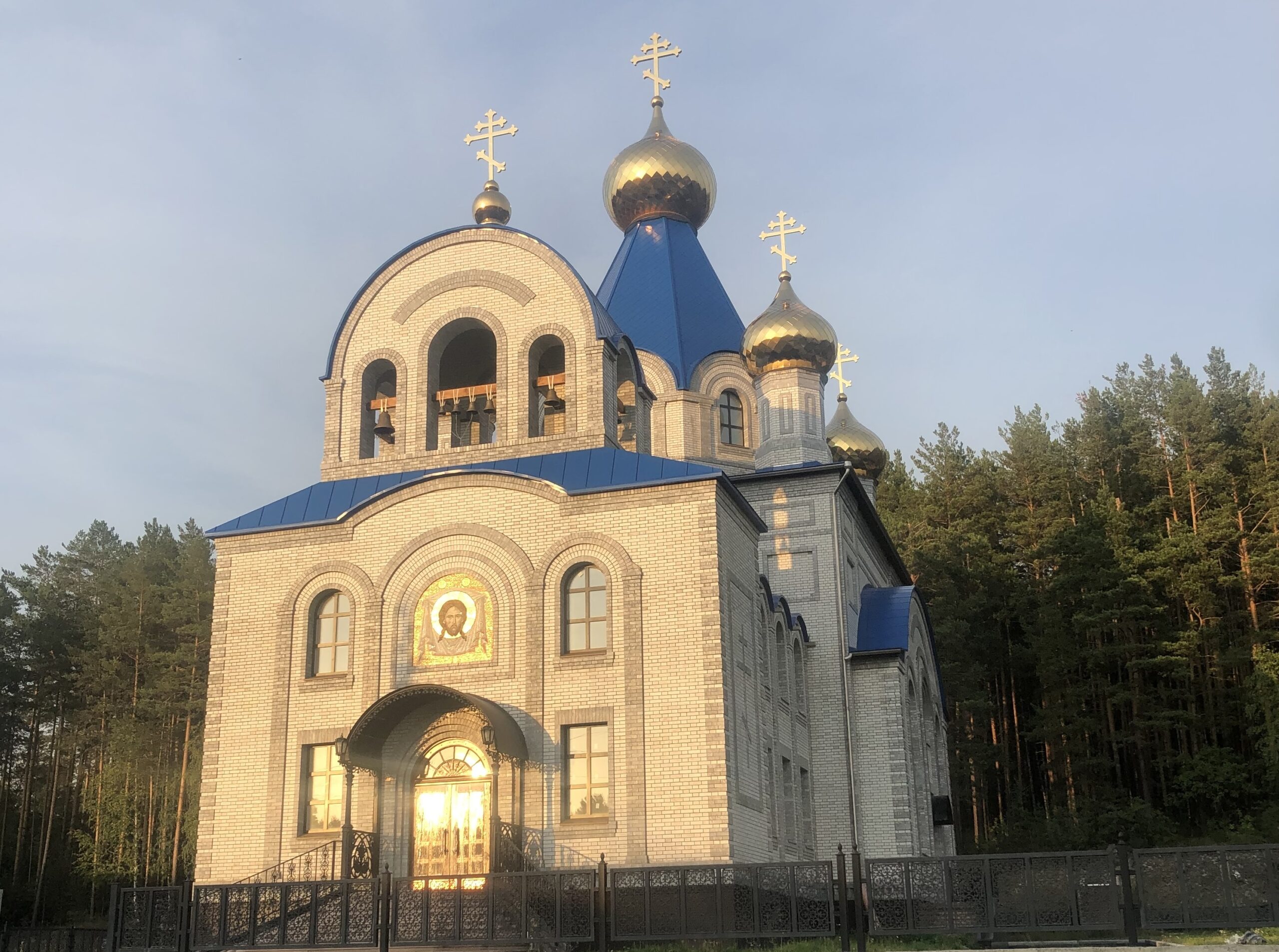 Приход храма в честь Рождества Пресвятой Богородицы (п. Чусовское озеро) -  Екатеринбургская епархия