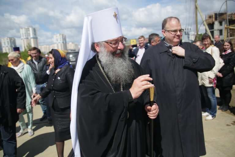 В День медицинского работника в Академическом районе Екатеринбурга заложен храм во имя страстотерпца Евгения врача