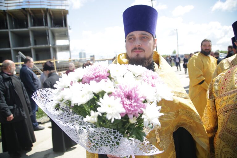 В День медицинского работника в Академическом районе Екатеринбурга заложен храм во имя страстотерпца Евгения врача