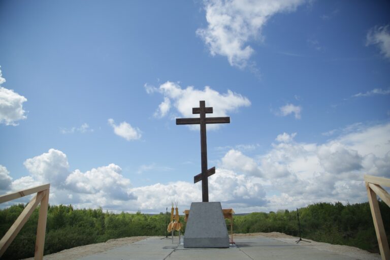 В День медицинского работника в Академическом районе Екатеринбурга заложен храм во имя страстотерпца Евгения врача