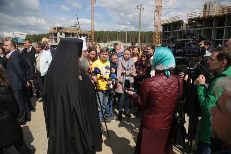 В День медицинского работника в Академическом районе Екатеринбурга заложен храм во имя страстотерпца Евгения врача
