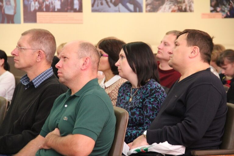 Руководитель епархиального молодежного отдела принял участие в семинаре по профилактике экстремизма в молодежной среде