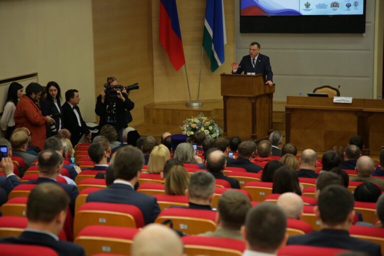 Митрополит Кирилл принял участие в работе Первого Всероссийского форума отцов