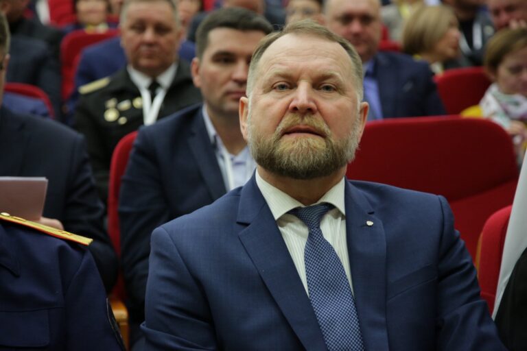 Митрополит Кирилл принял участие в работе Первого Всероссийского форума отцов