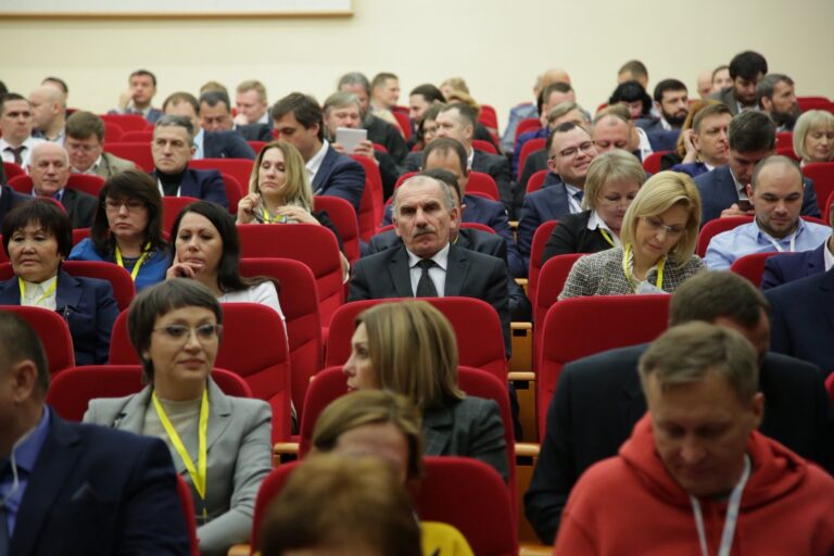 Митрополит Кирилл принял участие в работе Первого Всероссийского форума отцов