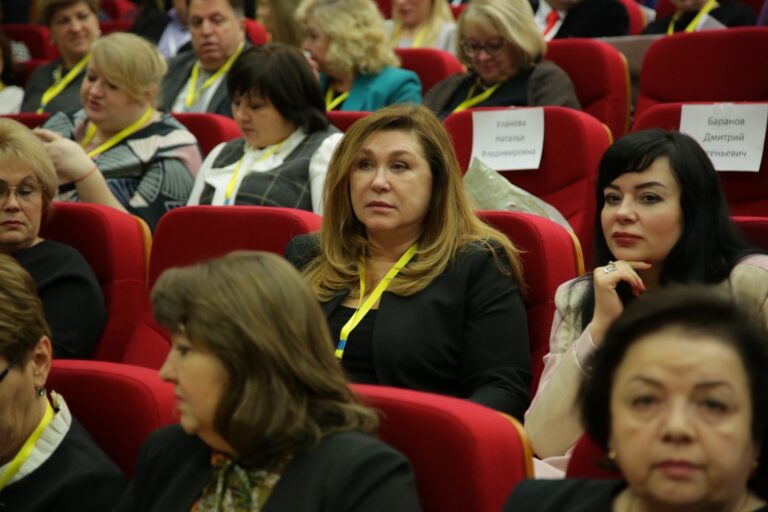 Митрополит Кирилл принял участие в работе Первого Всероссийского форума отцов