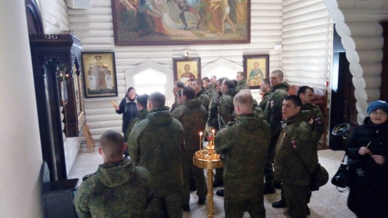 Военнослужащие Регионального управления военной полиции посетили монастырь на Ганиной яме