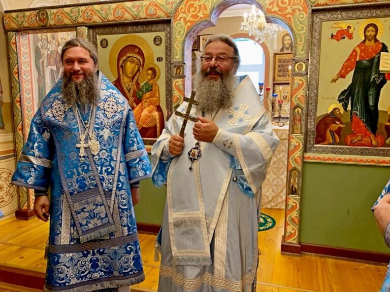 Митрополит Кирилл и епископ Евгений совершили Божественную литургию в домовом храме Симеона Верхотурского