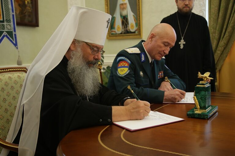 Абитуриенты даже из Австрии: в Миссионерском институте начались вступительные экзамены