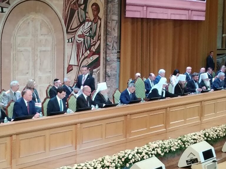 Делегация Екатеринбургской епархии принимает участие в работе XXIII Всемирного русского народного собора
