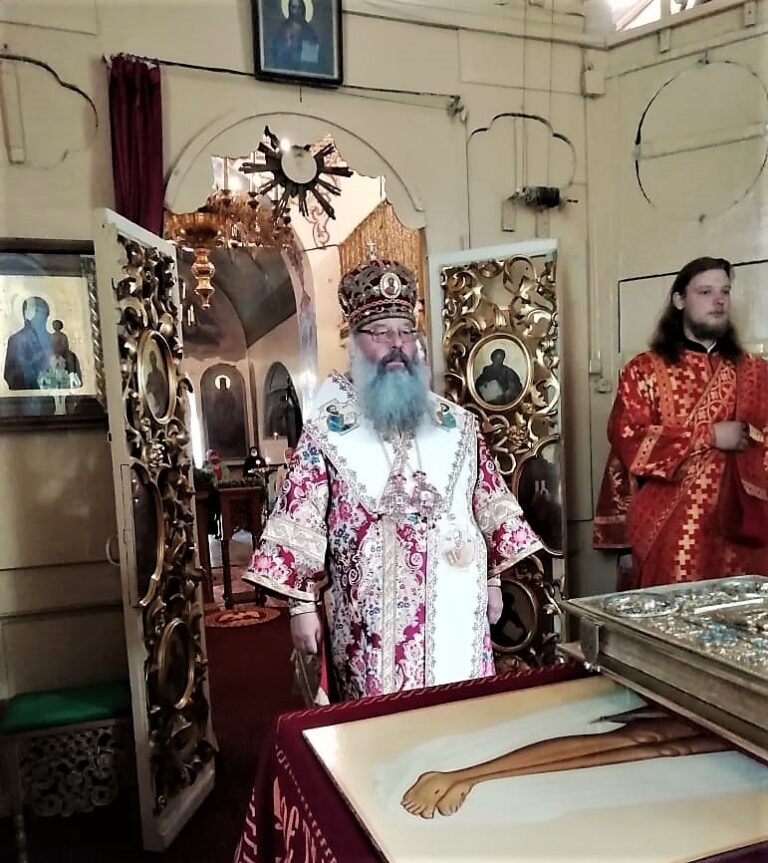Митрополит Кирилл совершил Божественную литургию в Иоанно-Предтеченском кафедральном соборе