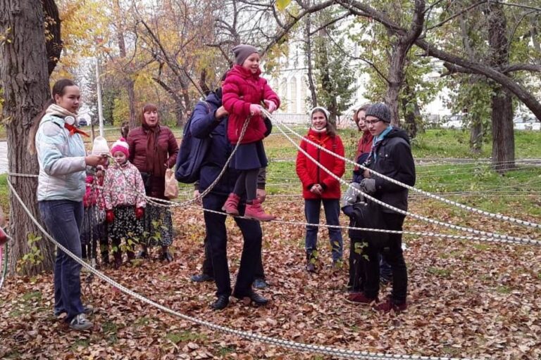 «В атмосфере радости и восторга»: в воскресных школах Екатеринбургской епархии проходят праздники, посвященные Покрову Пресвятой Богородицы