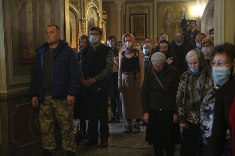 Владыка Евгений совершил всенощное бдение в Вознесенском архиерейском подворье