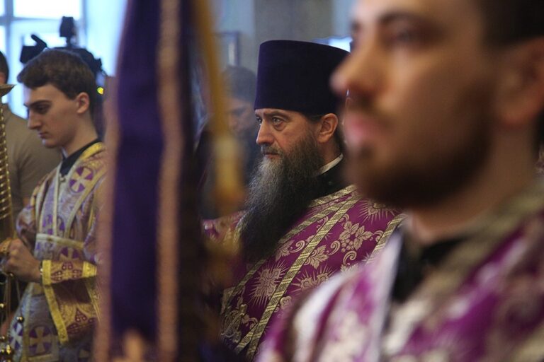 Владыка Евгений совершил всенощное бдение в Вознесенском архиерейском подворье