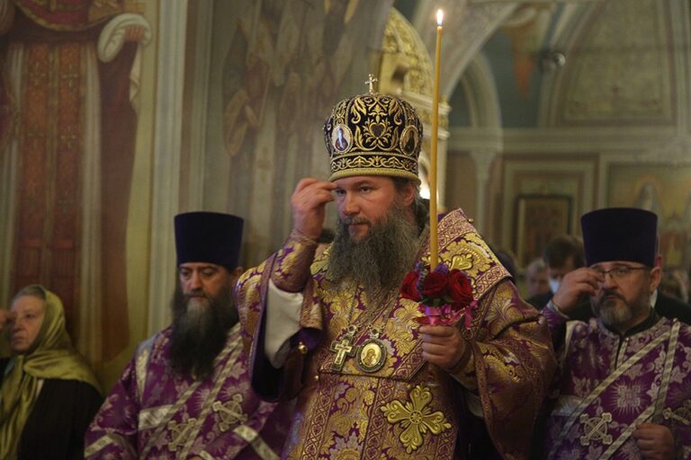 Владыка Евгений совершил всенощное бдение в Вознесенском архиерейском подворье