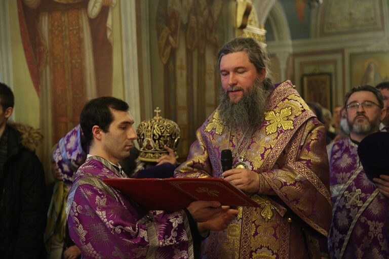 Владыка Евгений совершил всенощное бдение в Вознесенском архиерейском подворье