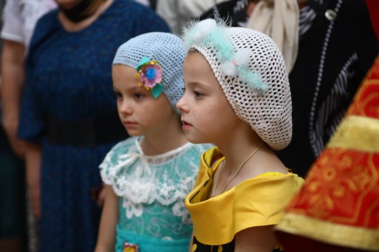 Сонм архипастырей совершил Божественную литургию в монастыре Новомучеников и исповедников Церкви Русской в Алапаевске