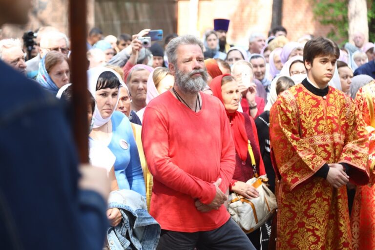 Сонм архипастырей совершил Божественную литургию в монастыре Новомучеников и исповедников Церкви Русской в Алапаевске