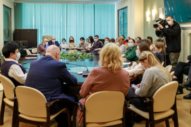 Подписание Соглашения о сотрудничестве между УрГЭУ и Екатеринбургской епархией