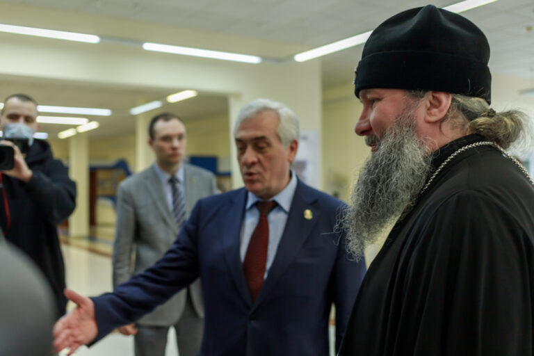 Подписание Соглашения о сотрудничестве между УрГЭУ и Екатеринбургской епархией