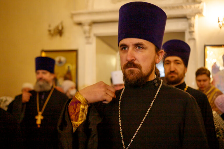 Божественная литургия и панихида в родительскую субботу третьей седмицы Великого поста
