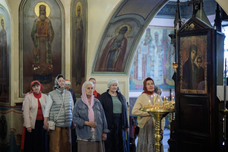 В день Отдания Пасхи митрополит Евгений совершил Божественную литургию в Иоанно-Предтеченском кафедральном соборе