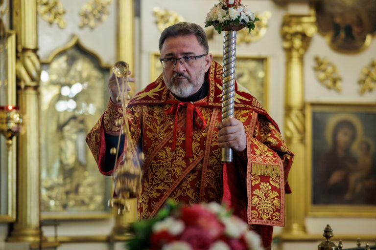 В день Отдания Пасхи митрополит Евгений совершил Божественную литургию в Иоанно-Предтеченском кафедральном соборе