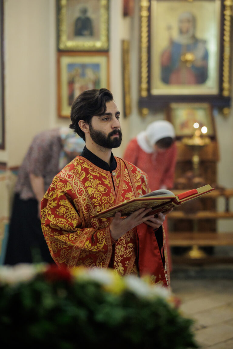 В день Отдания Пасхи митрополит Евгений совершил Божественную литургию в Иоанно-Предтеченском кафедральном соборе
