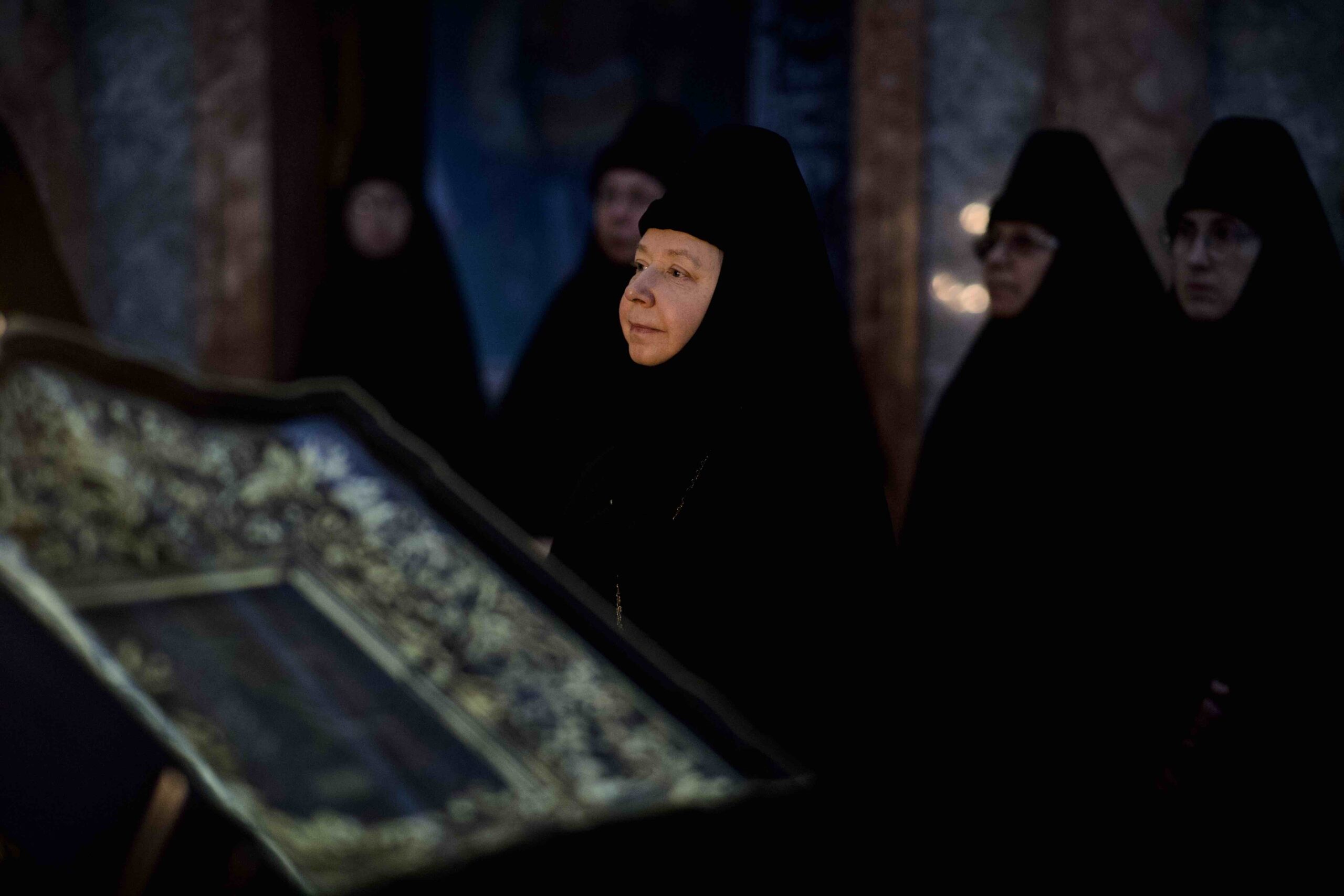 Митрополит Евгений совершил Божественную литургию в Ново-Тихвинском женском монастыре