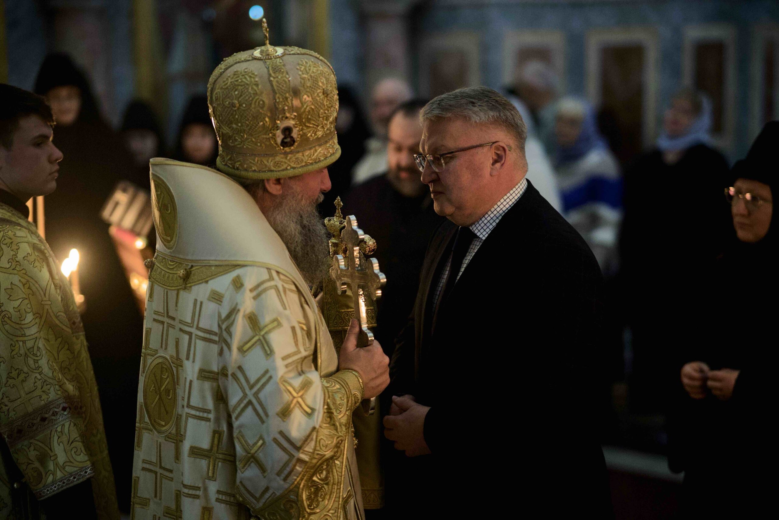 Митрополит Евгений совершил Божественную литургию в Ново-Тихвинском женском монастыре