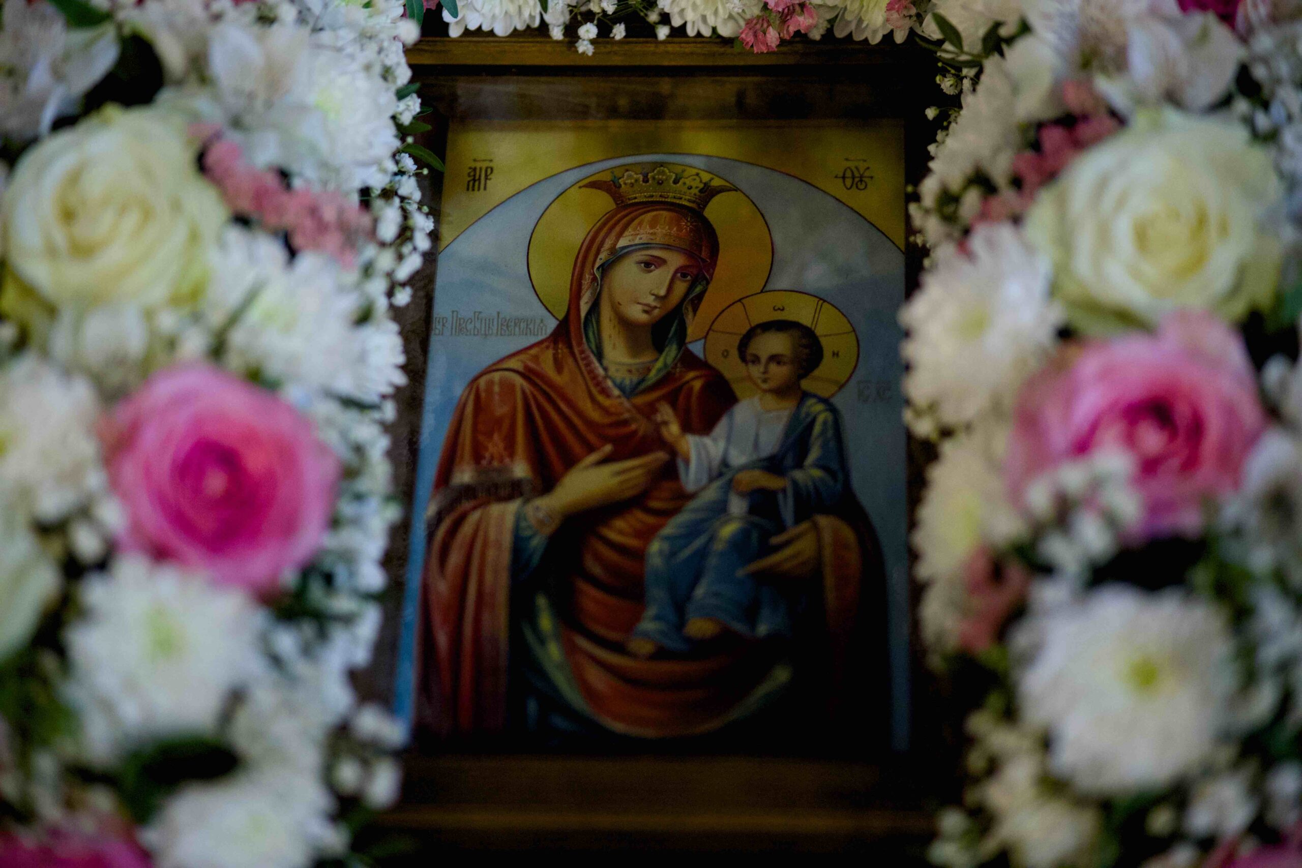 В праздник Иверской иконы в Петропавловском храме поселка Черноисточинска сонмом архипастырей совершена Божественная литургия