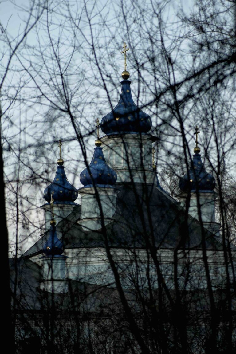 Митрополит Евгений совершил всенощное бдение в кафедральном Иоанно-Предтеченском соборе уральской столицы