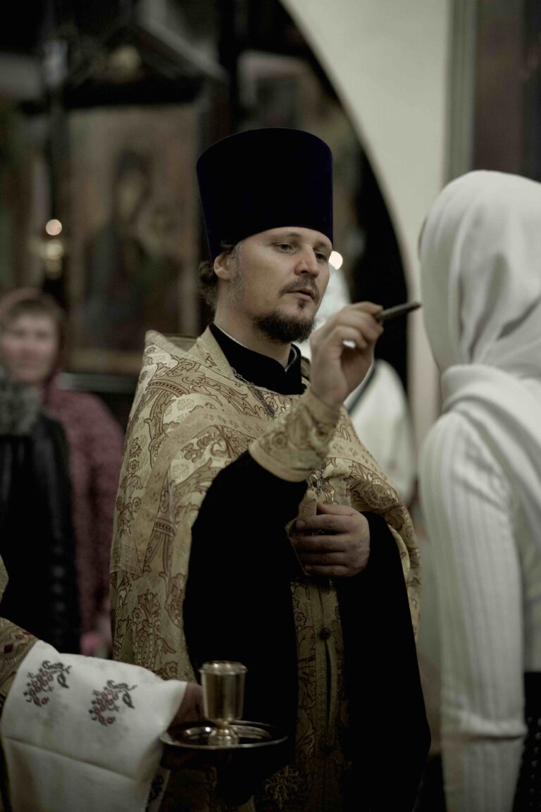 Митрополит Евгений совершил всенощное бдение в кафедральном Иоанно-Предтеченском соборе уральской столицы