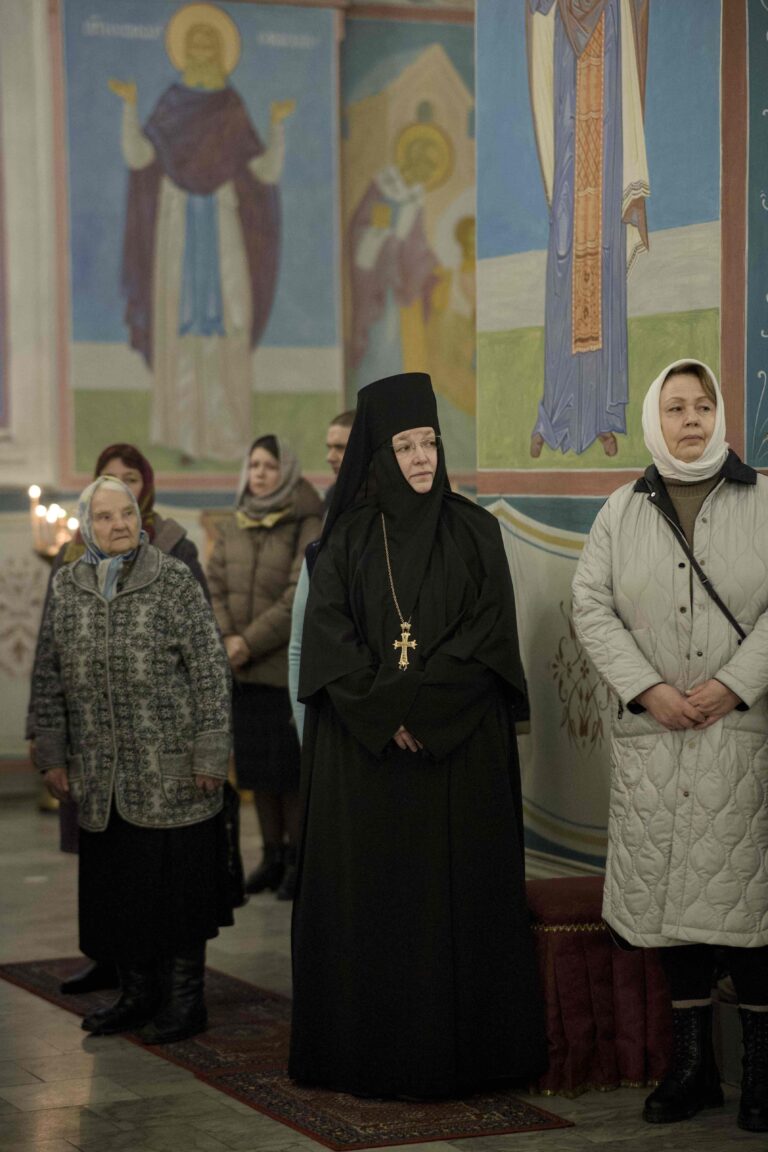 Митрополит Евгений и епископ Мелитон совершили Божественную литургию в Свято-Троицком кафедральном соборе Нижнего Тагила