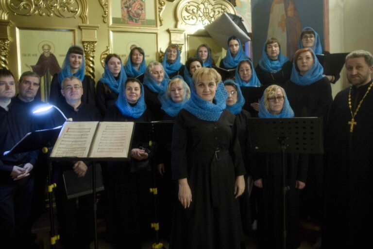 Митрополит Евгений и епископ Мелитон совершили Божественную литургию в Свято-Троицком кафедральном соборе Нижнего Тагила