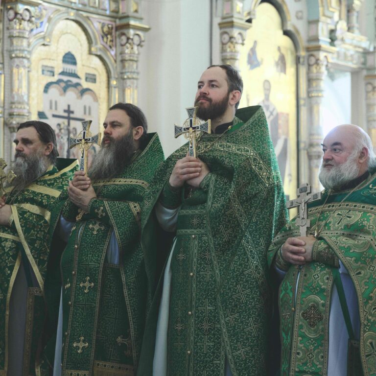 В День второго обретения мощей святого Симеона в Свято-Николаевском монастыре духовной столицы Урала совершена Божественная литургия архиерейским чином